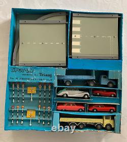 Spot-On Presentation Set No. 4 Large, Nearly mint, complete in-Original Box